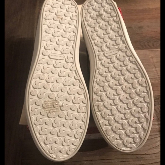 SOLD SOLD.....Tory Burch NWOT slip on leopard print sneakers - Picture 3 of 5